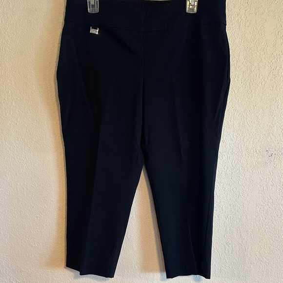 Alfani Black Capris Pants - Picture 2 of 3